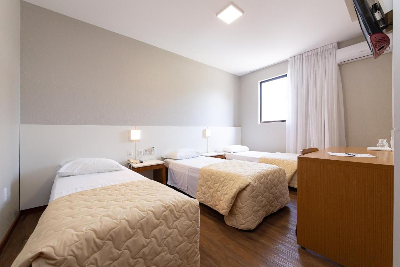 Hotel Lunes Sao Jose  Buitenkant foto