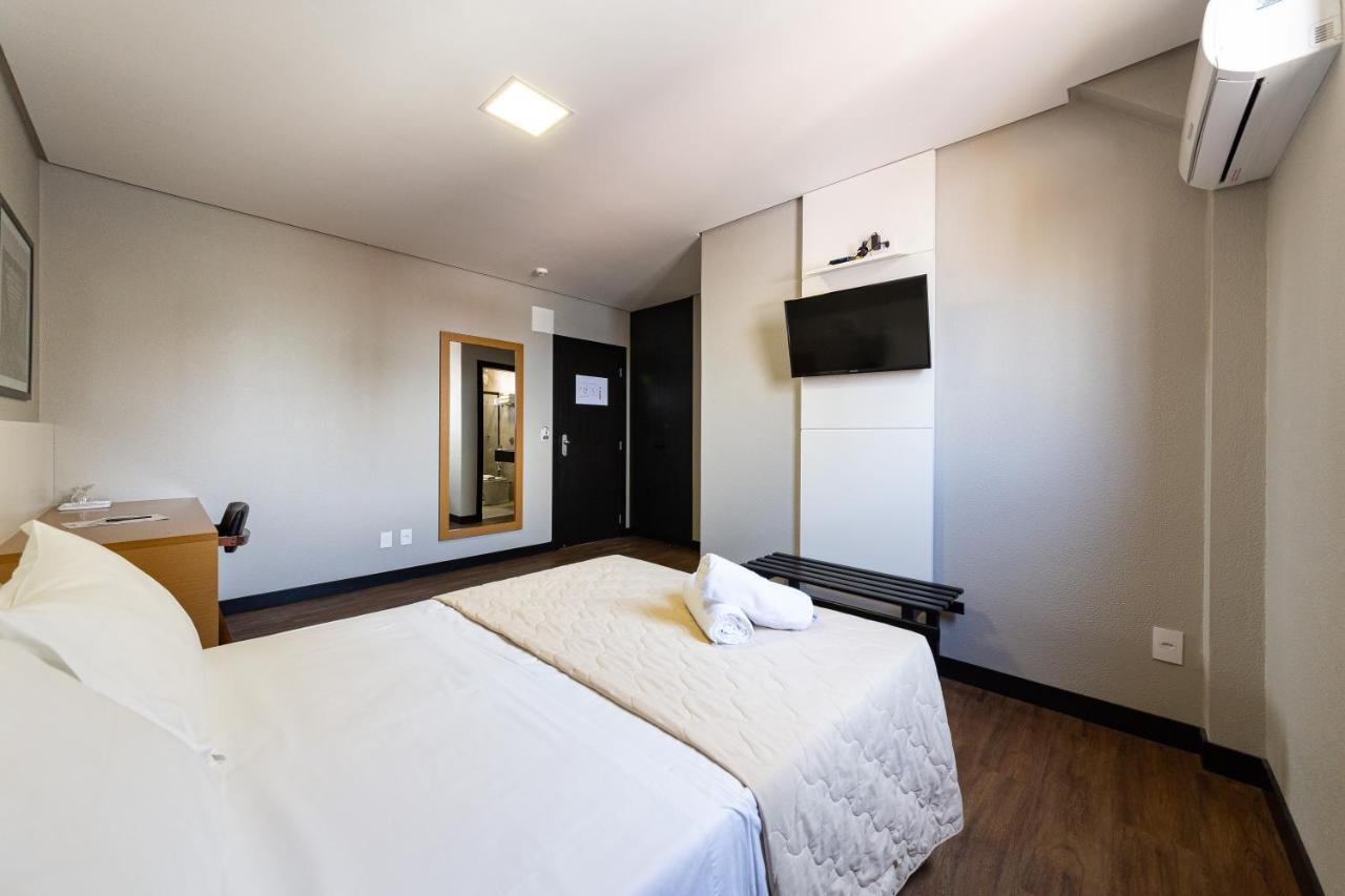 Hotel Lunes Sao Jose  Buitenkant foto