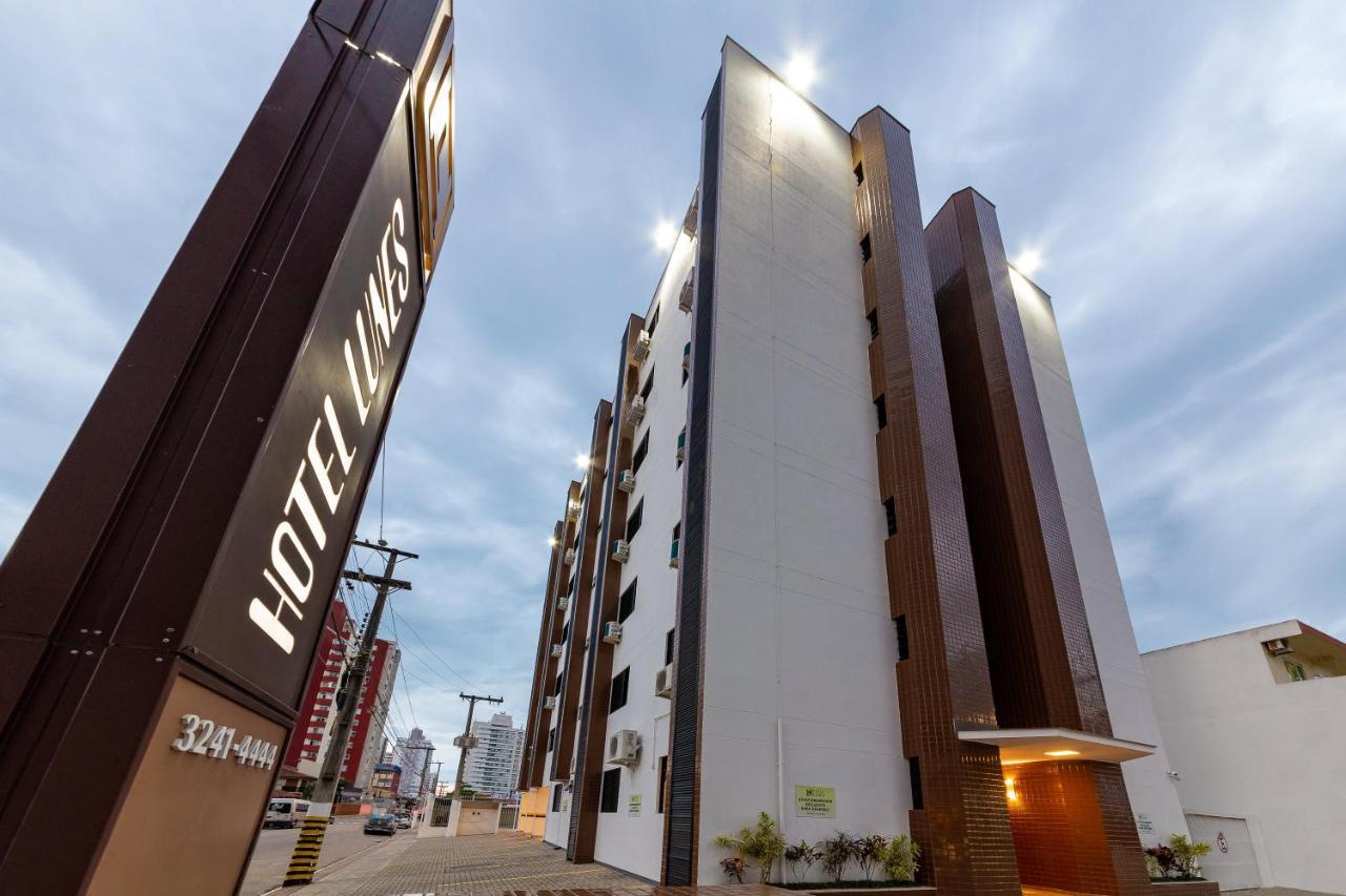Hotel Lunes Sao Jose  Buitenkant foto